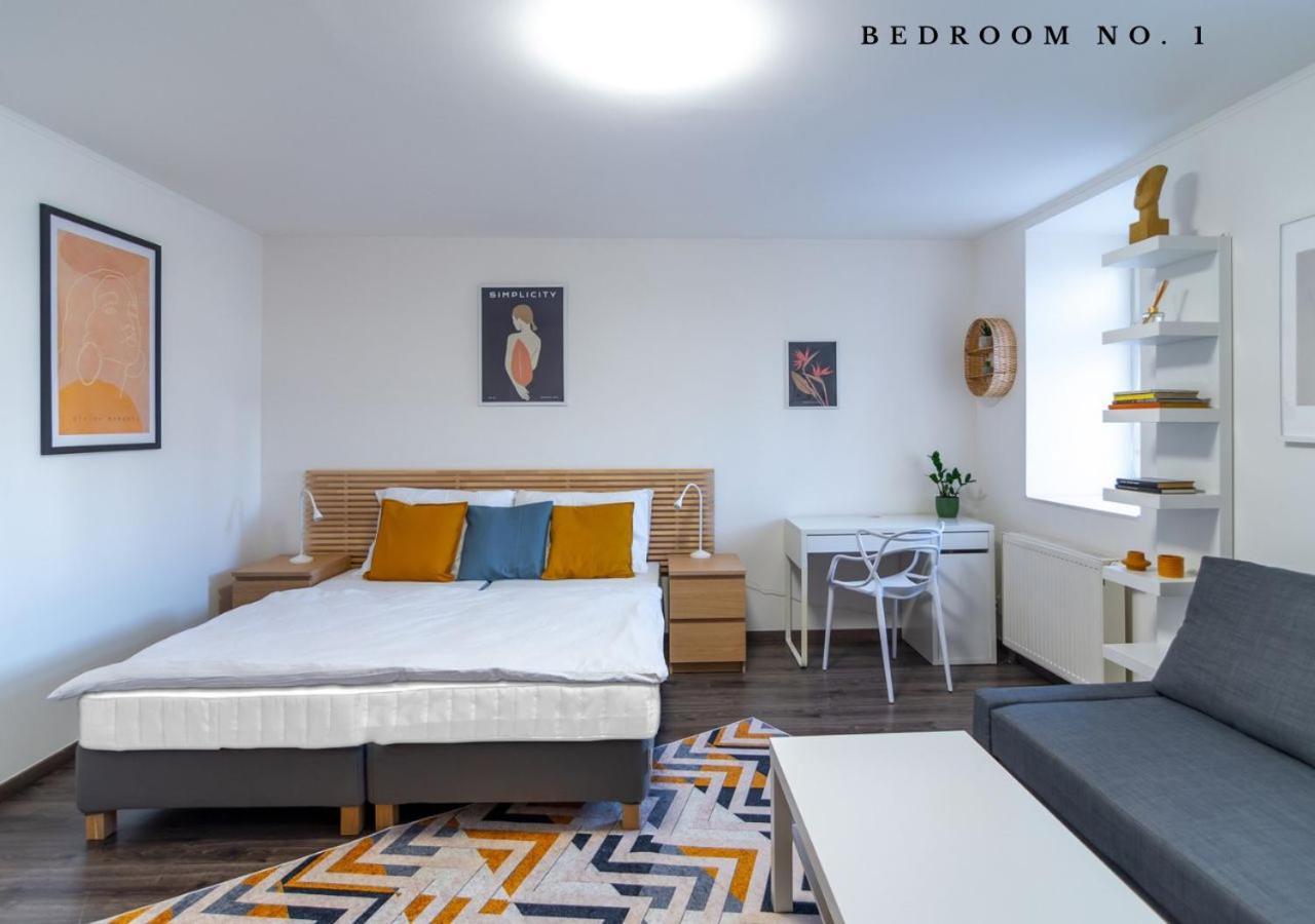 The Bookhouse, 5-Bedroom Residence By Prague Castle Zewnętrze zdjęcie